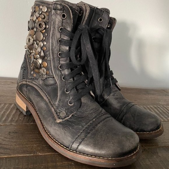 Feud Britannia Collage Black Boot US Size 5 - Picture 1 of 6